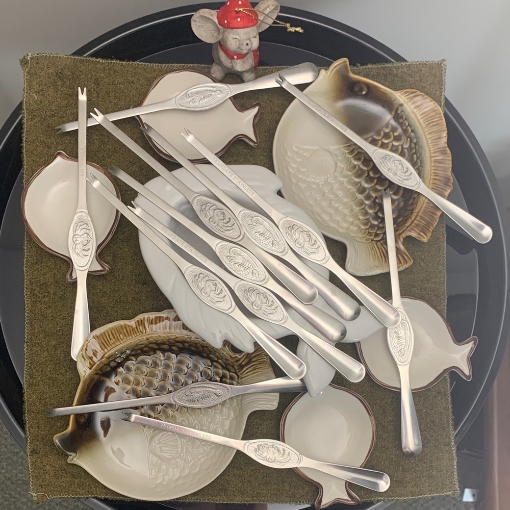 Lobster Picks by UPDATE 75 SS & 7 Fish-Shaped Ceramic Dishes ALL YOURS NWOT